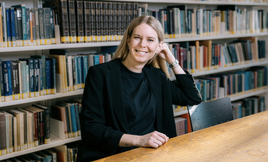 Vælg en uddannelse, som virkelig interesserer dig, og lad dig ikke stresse af, at du ikke har en klokkeklar karriereplan fra start af. Dette er nogle af Idas råd til dig, der skal vælge uddannelse. Foto: Liv Lindhardt Rohde Larsen.
